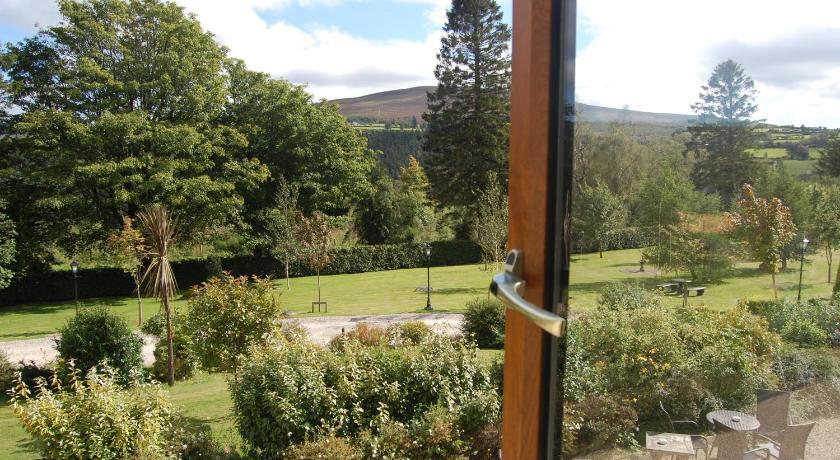Trooperstown Lodge Laragh Rum bild